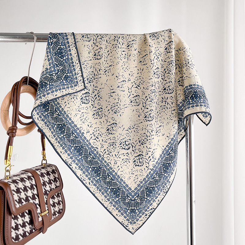 Syal Persegi Motif Bunga Biru  - Scarf Silk Square ulasan dan harga