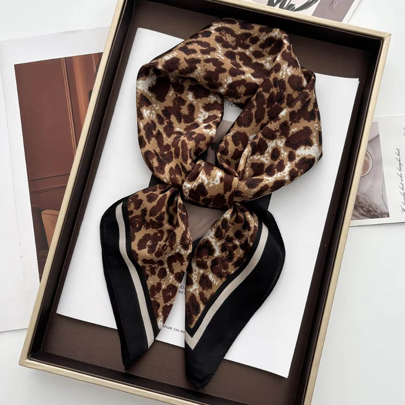 Syal Leher Satin Motif Leopard - Head Wrap Turban ulasan dan harga